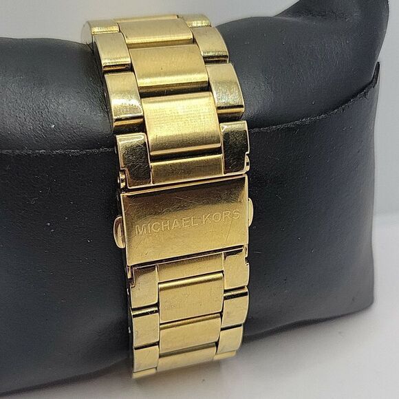 Michael Kors MK5521 Women's Stainless Steel Analog White Dial Quartz Watch AM476 - Picture 6 of 11